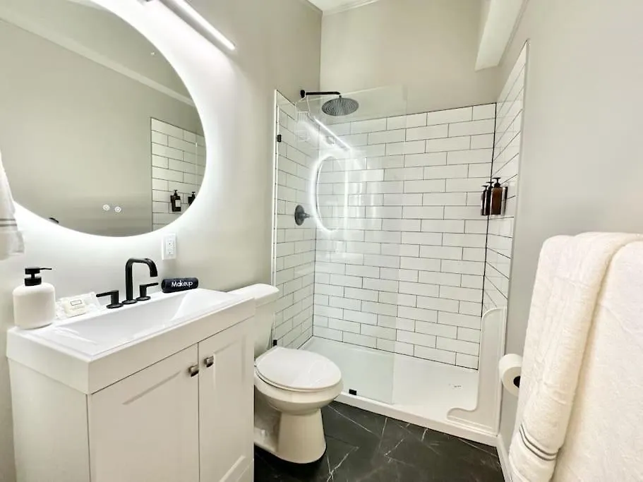 The Elliott Hotel At Highland Park By Luxe Pgh Pittsburgh